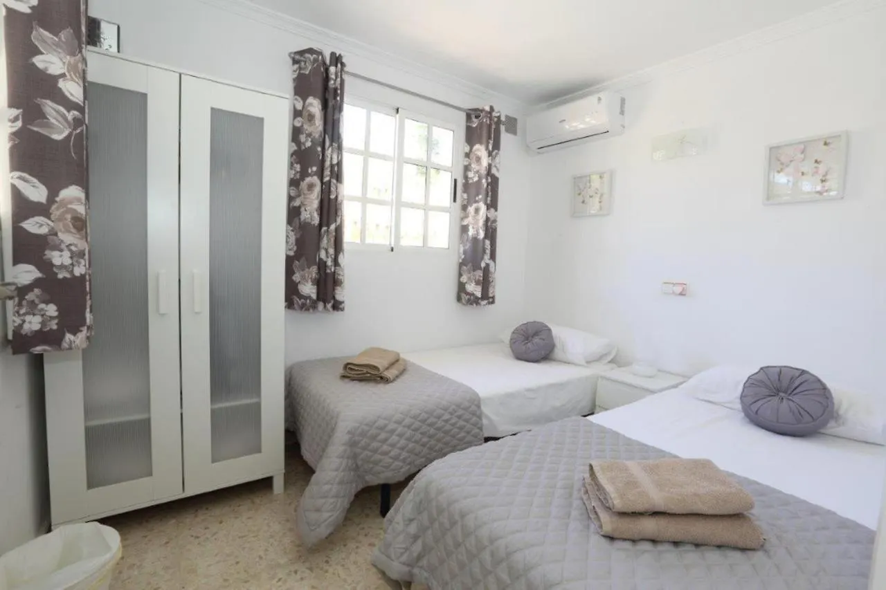 Delightful 5 Bed Villa In Fuengirola Costa Del Sol Málaga