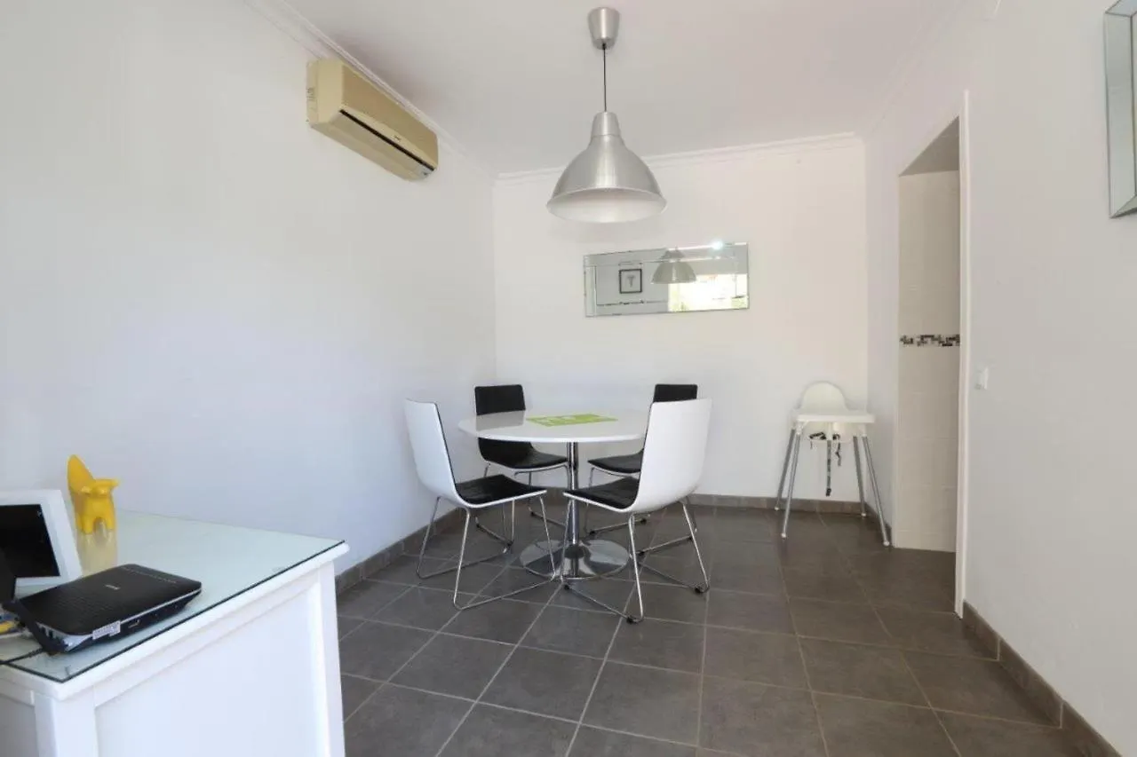 Delightful 5 Bed Villa In Fuengirola Costa Del Sol Málaga