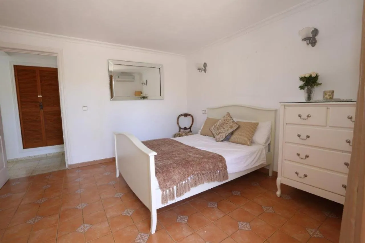 Delightful 5 Bed Villa In Fuengirola Costa Del Sol Málaga