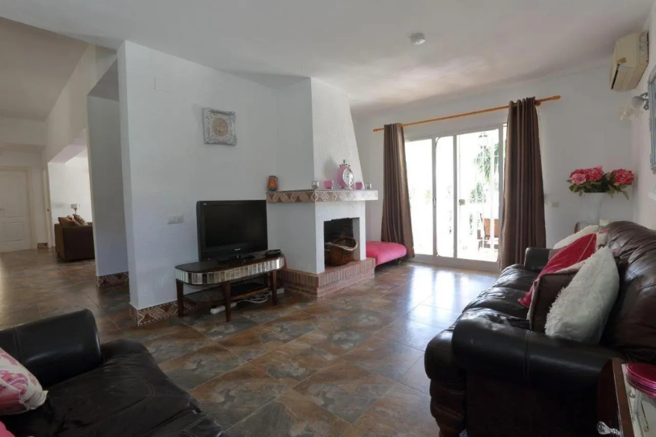 Delightful 5 Bed Villa In Fuengirola Costa Del Sol Málaga Spanyolország
