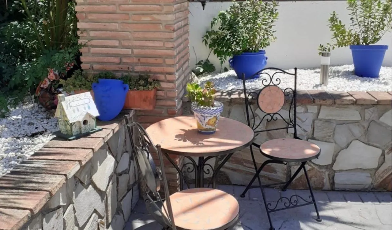 Delightful 5 Bed Villa In Fuengirola Costa Del Sol Málaga 0*,  Spanyolország